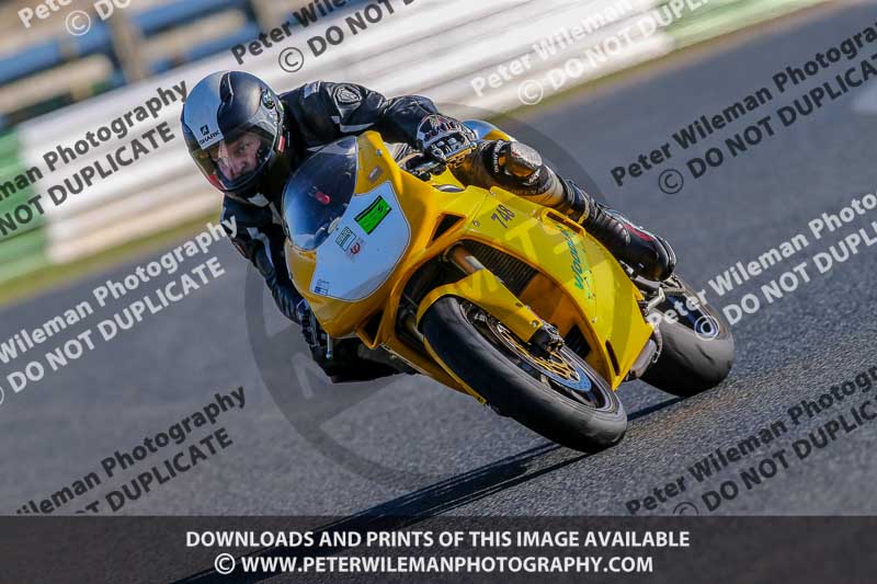 PJM Wedding Photography;enduro digital images;event digital images;eventdigitalimages;mallory park;mallory park photographs;mallory park trackday;mallory park trackday photographs;no limits trackdays;peter wileman photography;racing digital images;trackday digital images;trackday photos